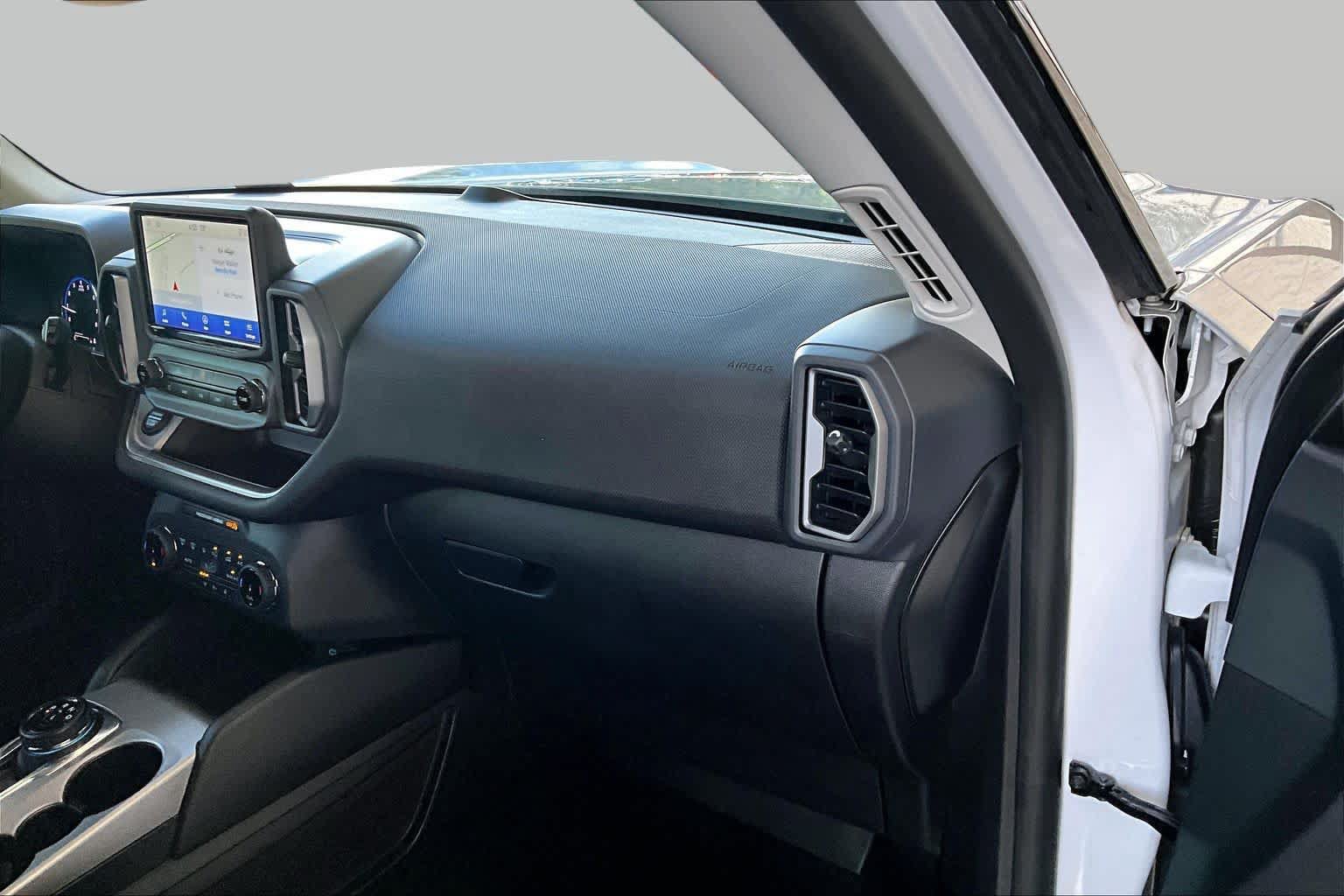 Used 2022 Ford Bronco Sport Outer Banks AWD/4WD image 18