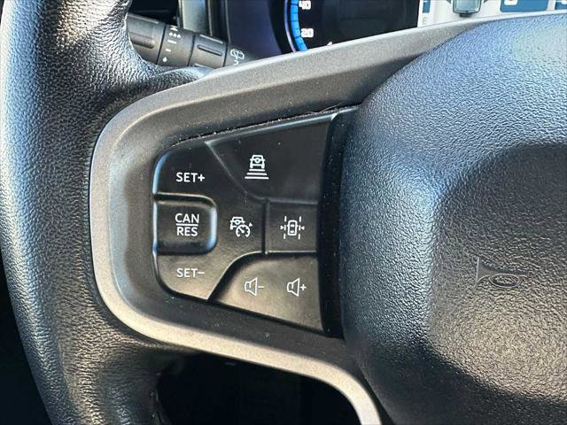 Used 2022 Ford Bronco Badlands image 38