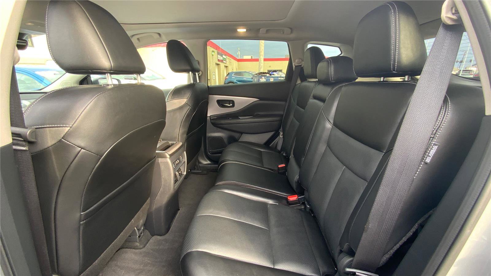 Used 2024 Nissan Murano SL image 5