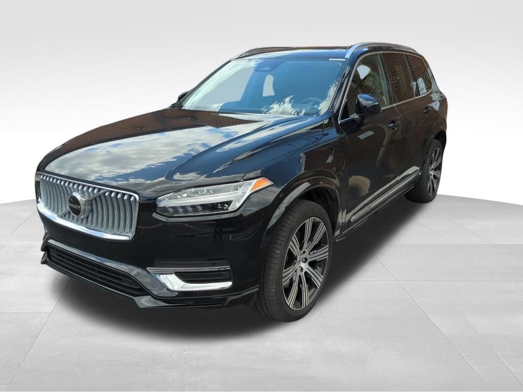 Used 2024 Volvo XC90 T8 Core w/ Protection Package Premier AWD/4WD image 1