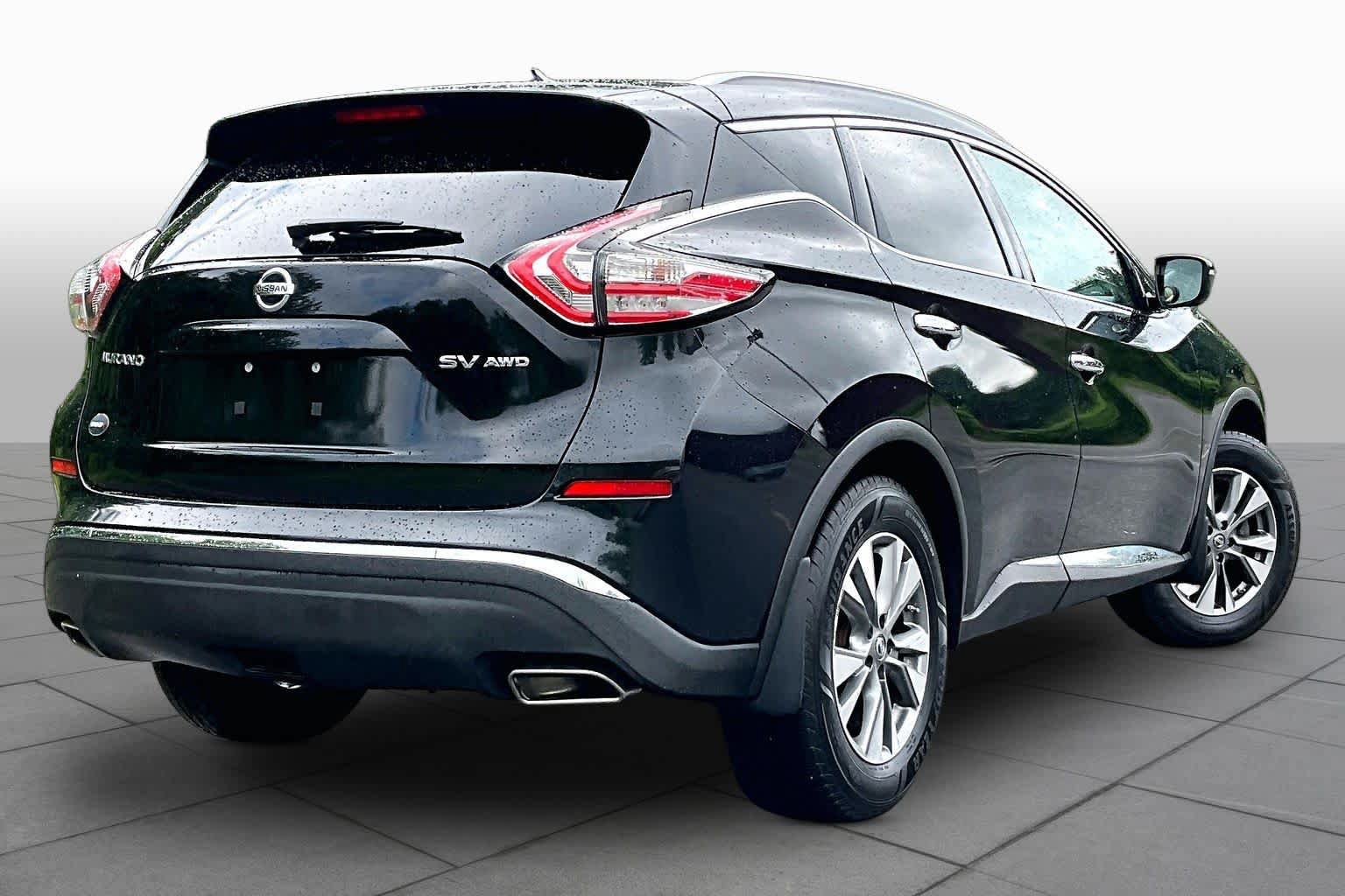Used 2016 Nissan Murano SV AWD/4WD image 13