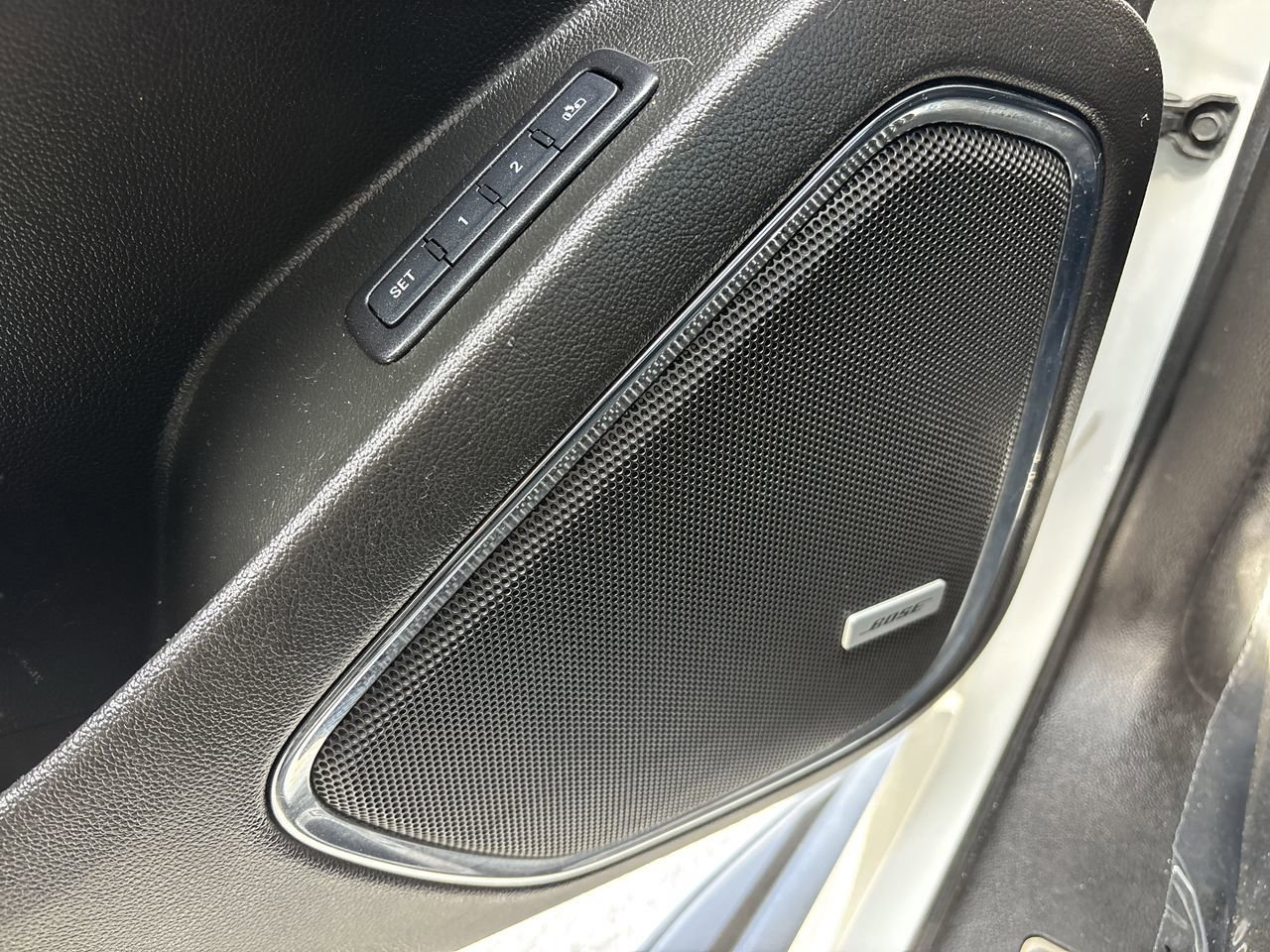 Used 2018 GMC Yukon SLT AWD/4WD image 18