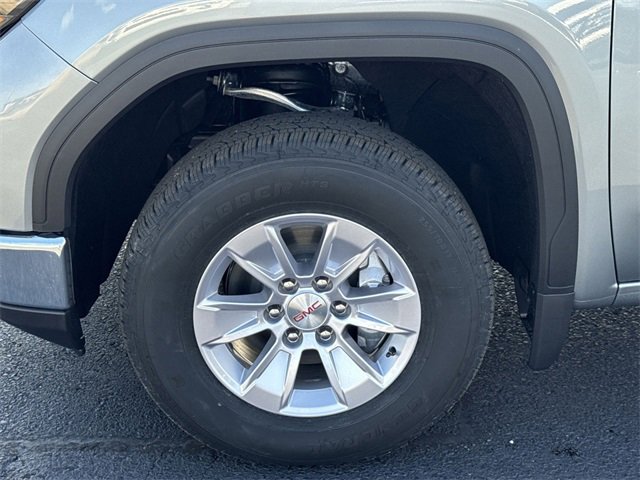 New 2026 GMC Sierra 1500 SLE image 22