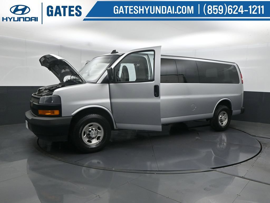 Used 2019 Chevrolet Express 3500 LS image 44