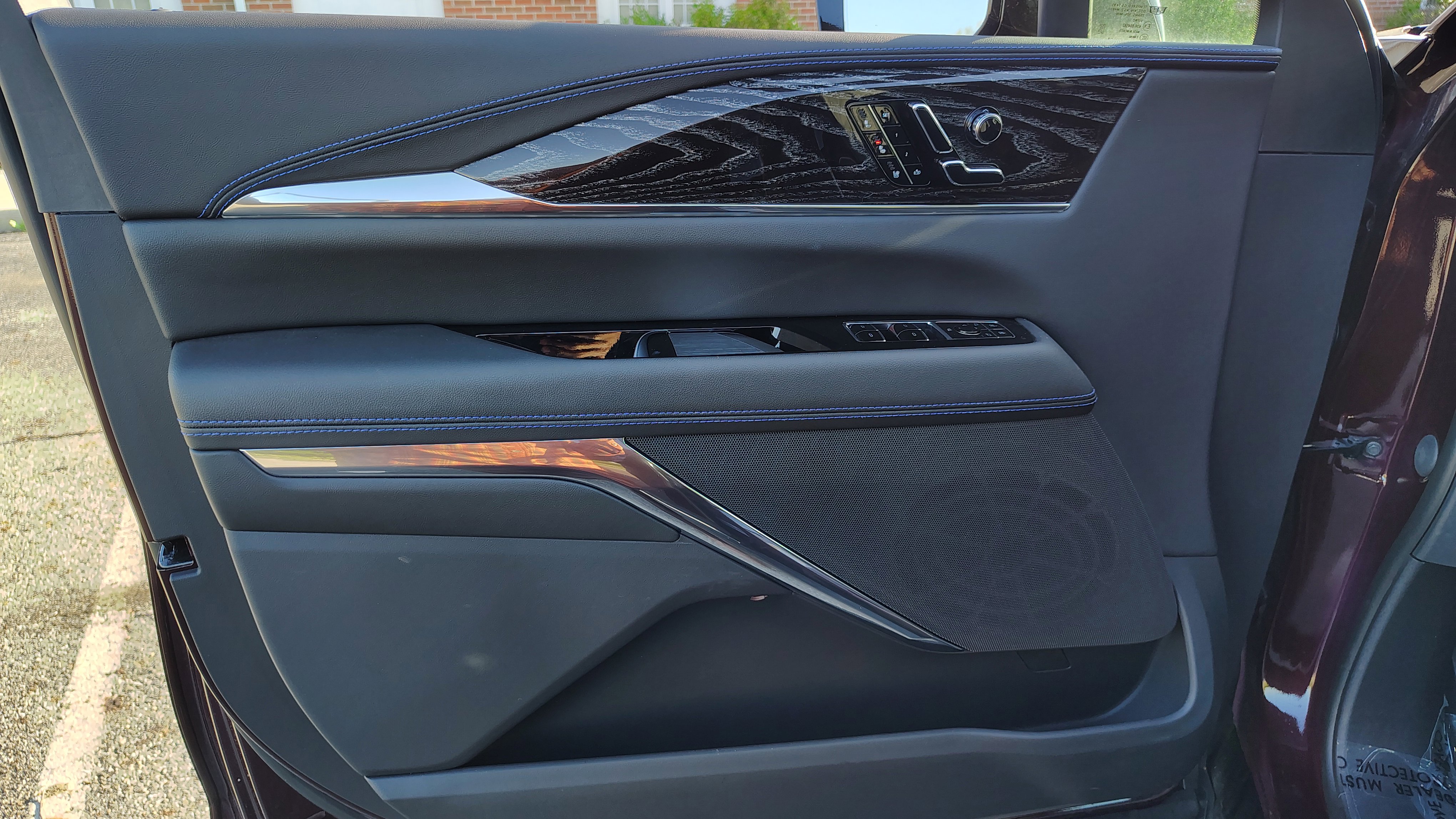 New 2025 Cadillac Escalade IQ Luxury 1 image 11