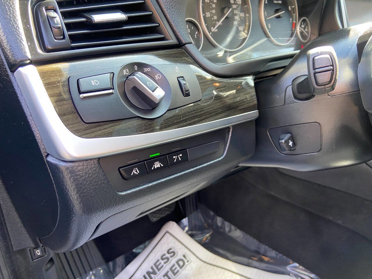 Used 2016 BMW 550i Sedan image 17