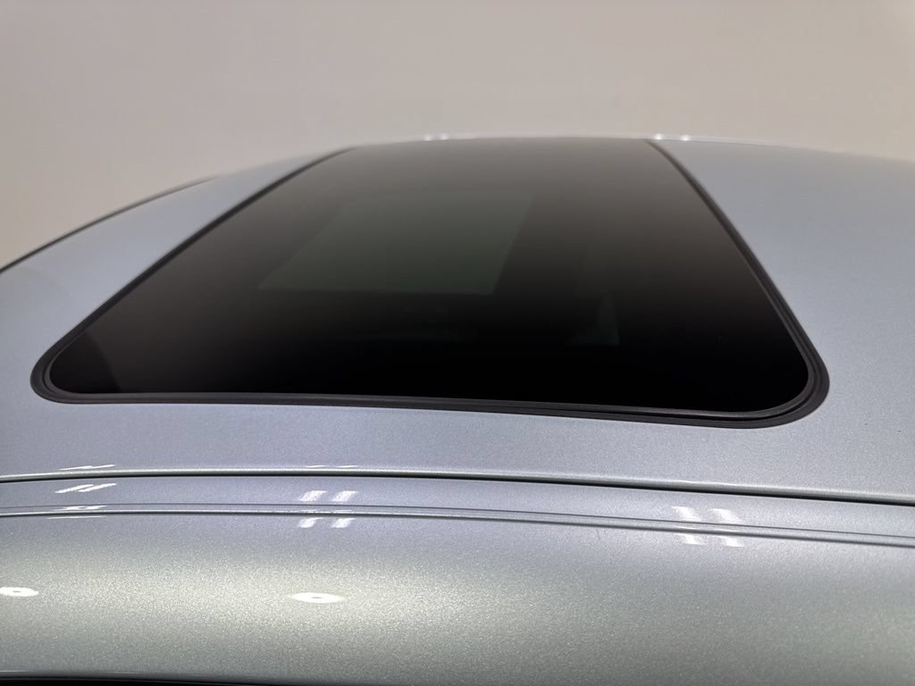 Used 2010 BMW M5 RWD image 18