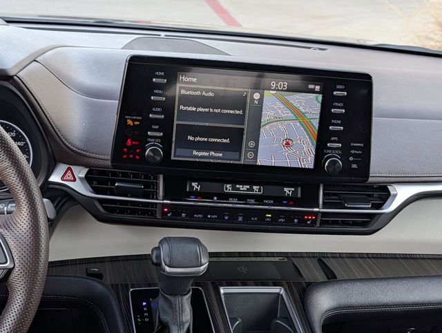 Used 2023 Toyota Sienna Platinum image 15