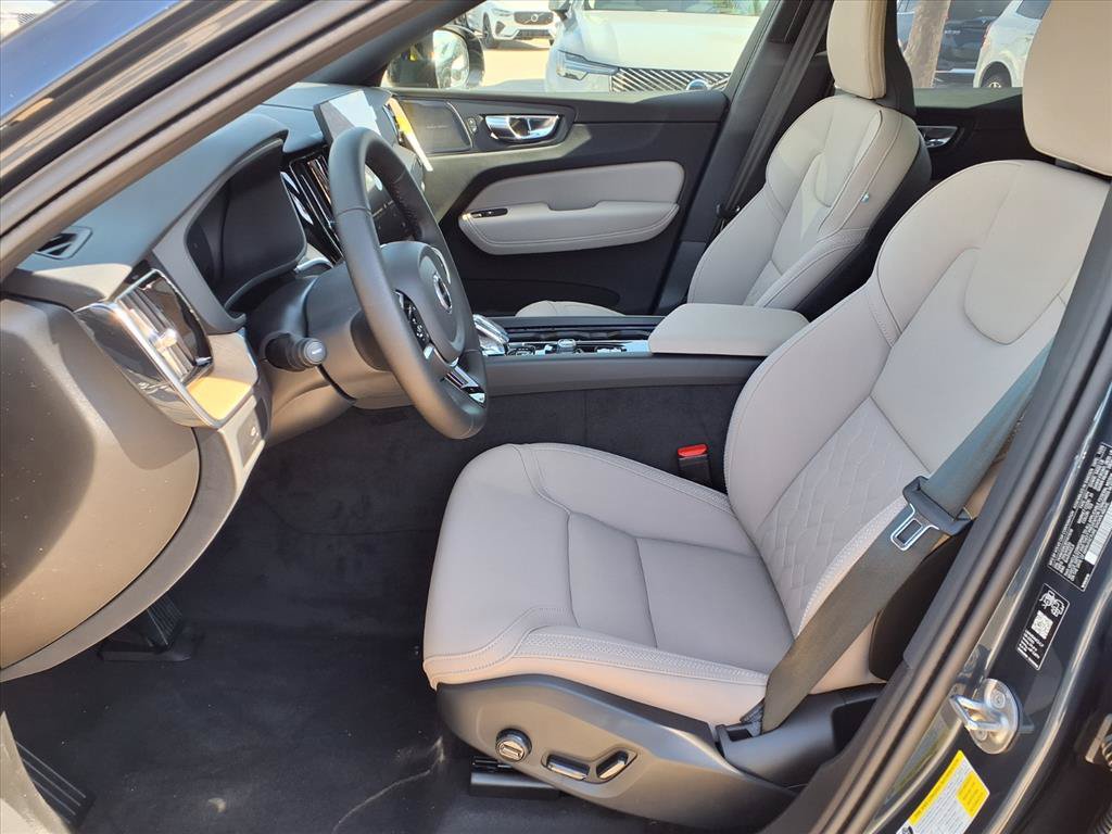 New 2026 Volvo XC60 B5 Plus w/ Protection Package Premier AWD/4WD image 13