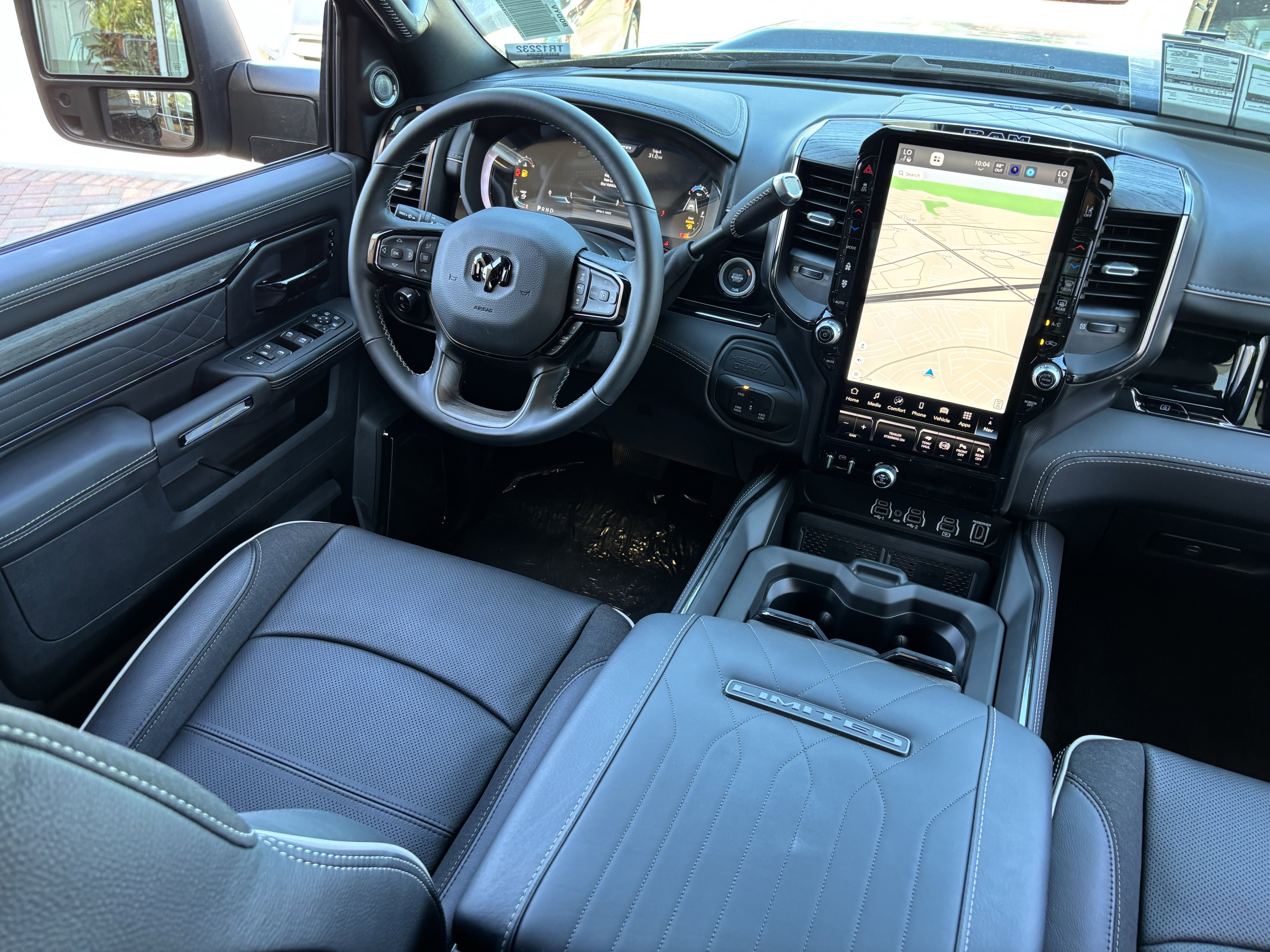 New 2026 RAM 2500 Limited AWD/4WD image 10