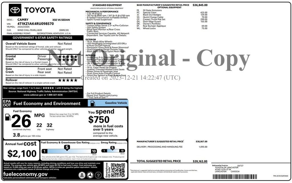 Used 2024 Toyota Camry XSE FWD image 4