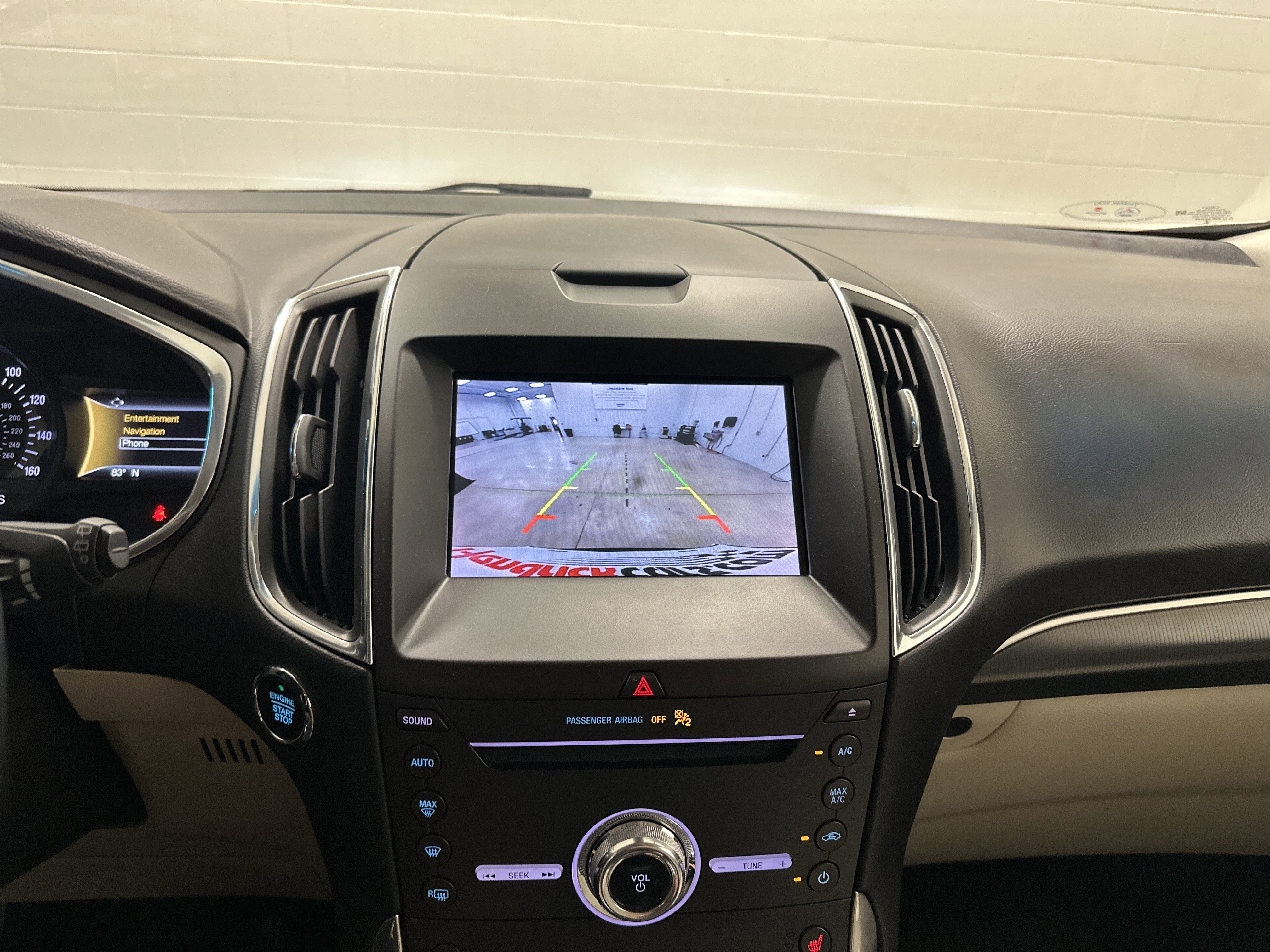 Used 2019 Ford Edge Titanium w/ Cold Weather Package AWD/4WD image 25