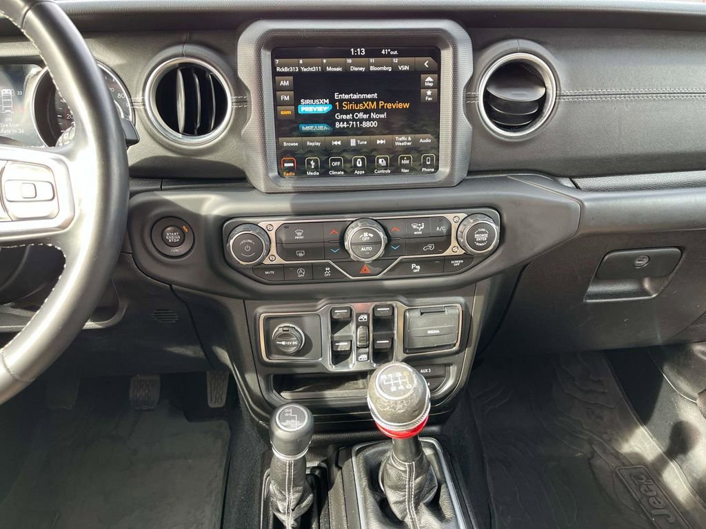 Used 2018 Jeep Wrangler Unlimited Sahara image 13