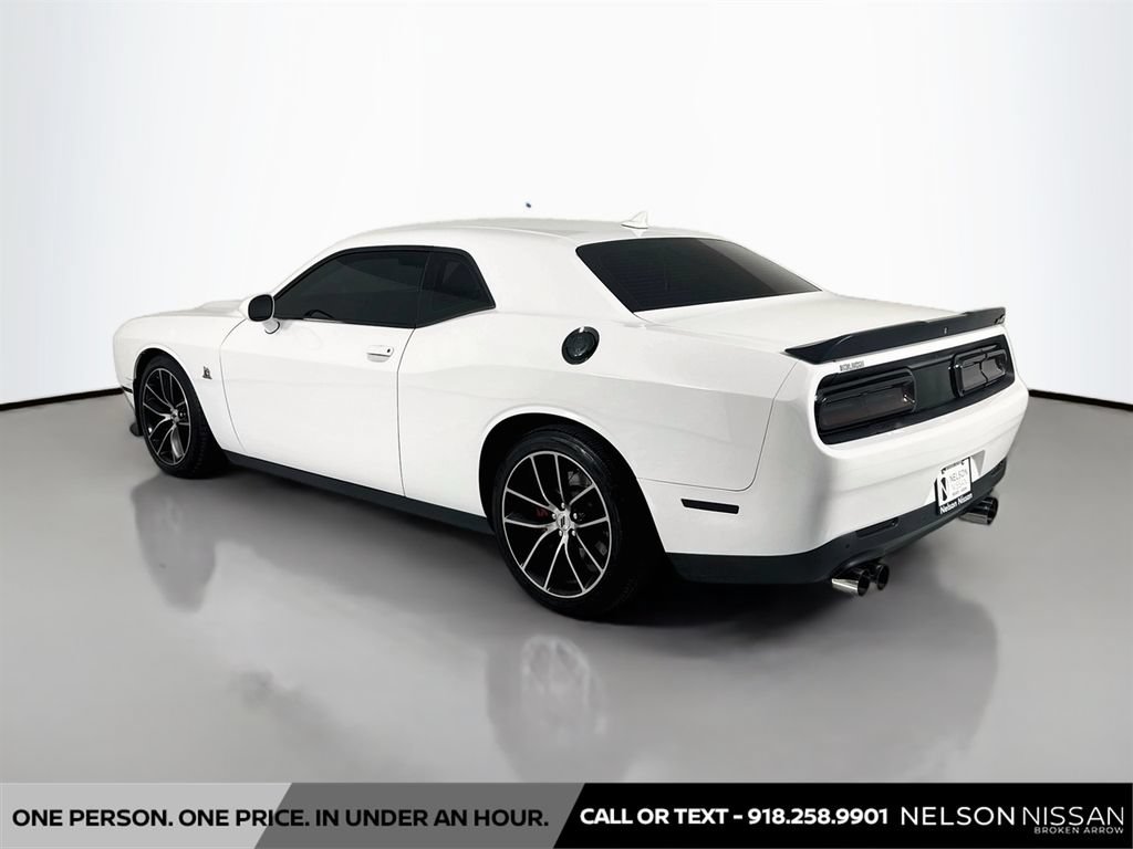 Used 2018 Dodge Challenger R/T Scat Pack w/ Leather Interior Group RWD image 7