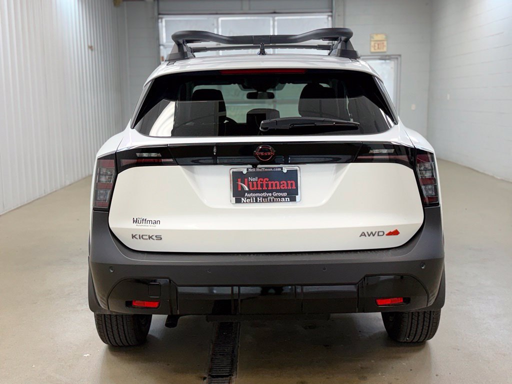 New 2027 Nissan Kicks SV w/ Rock Creek Edition AWD/4WD image 6