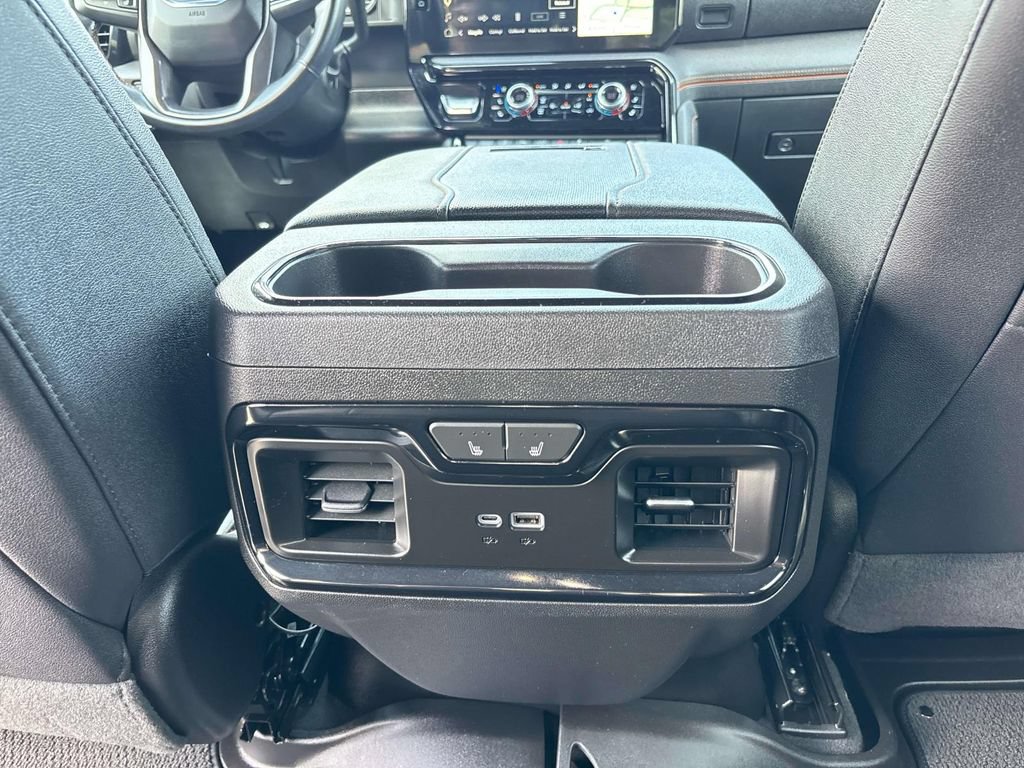 Used 2024 GMC Sierra 2500 AT4 w/ Technology Package AWD/4WD image 15