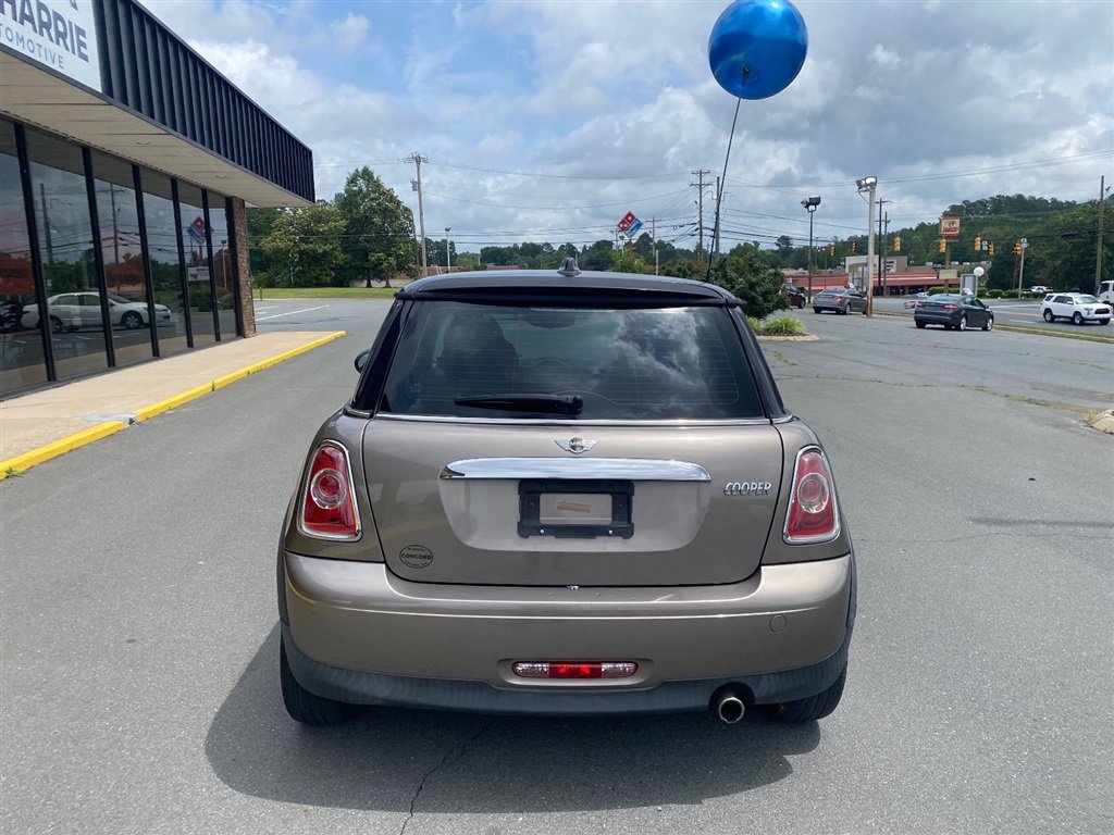 Used 2013 MINI Cooper Hardtop FWD image 5
