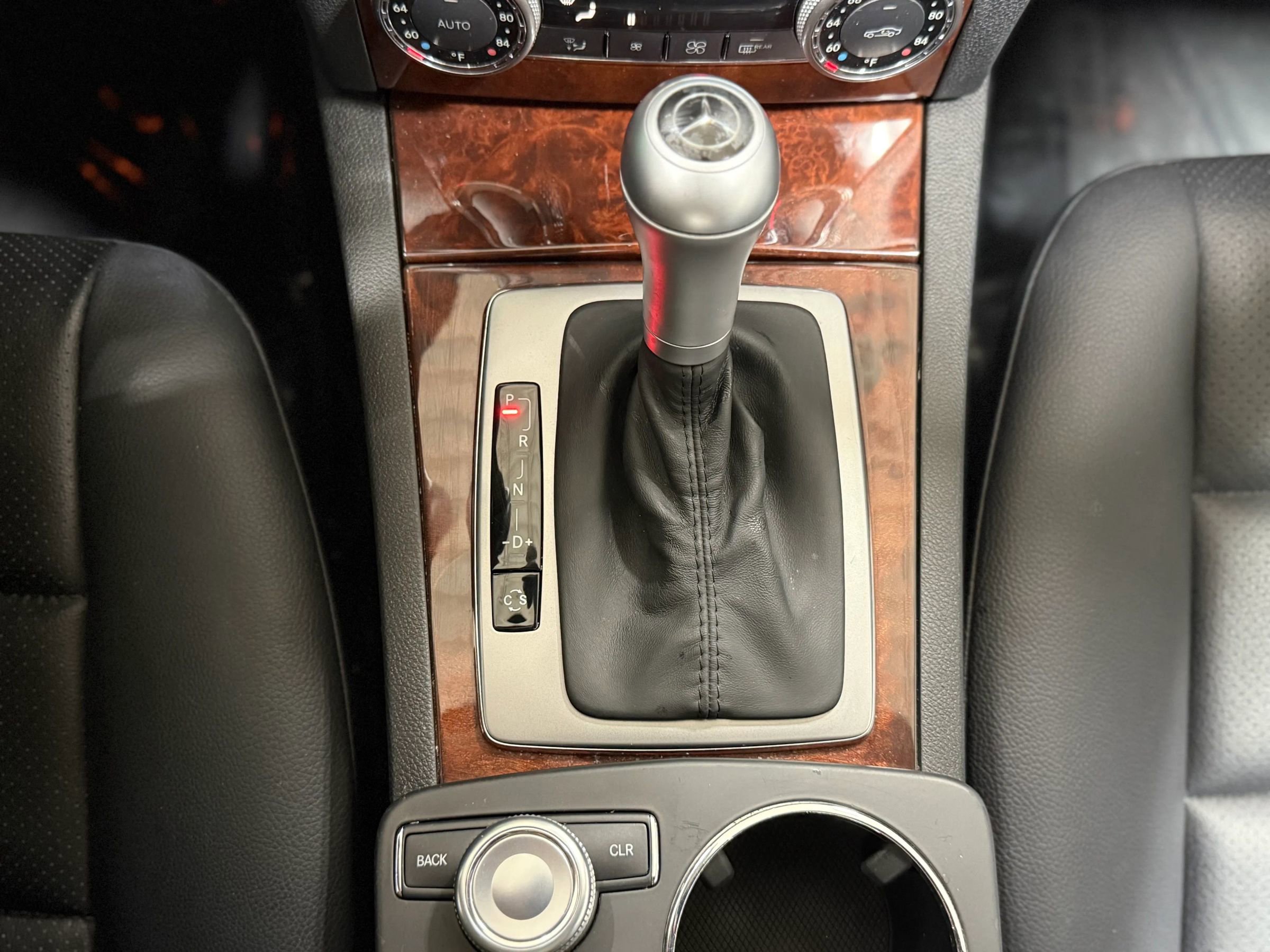 Used 2010 Mercedes-Benz C 300 Sedan image 22