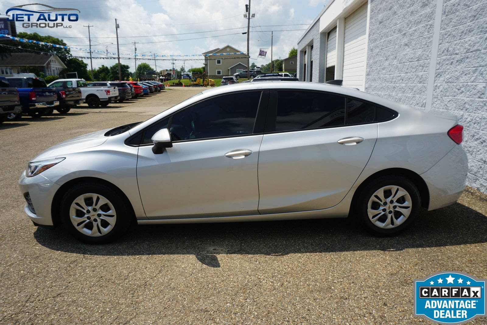 Used 2019 Chevrolet Cruze LS FWD image 4
