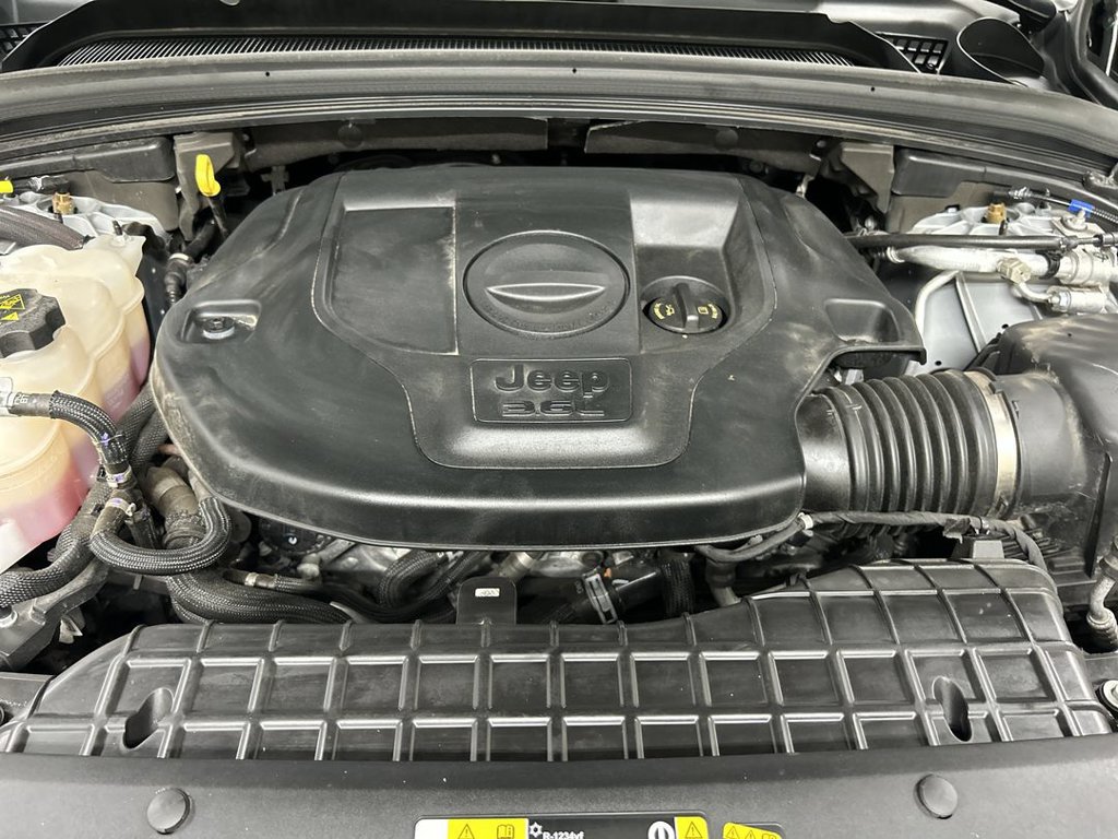 Used 2023 Jeep Grand Cherokee L Summit AWD/4WD image 26