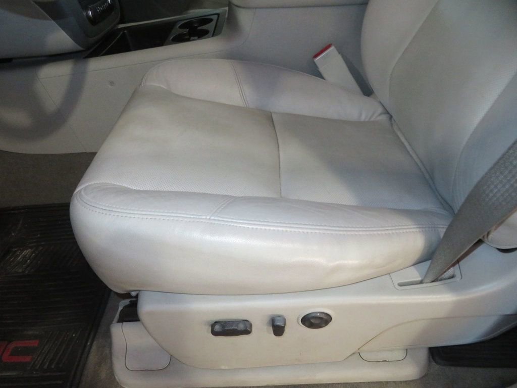 Used 2013 GMC Sierra 2500 SLT w/ SLT Convenience Package image 22