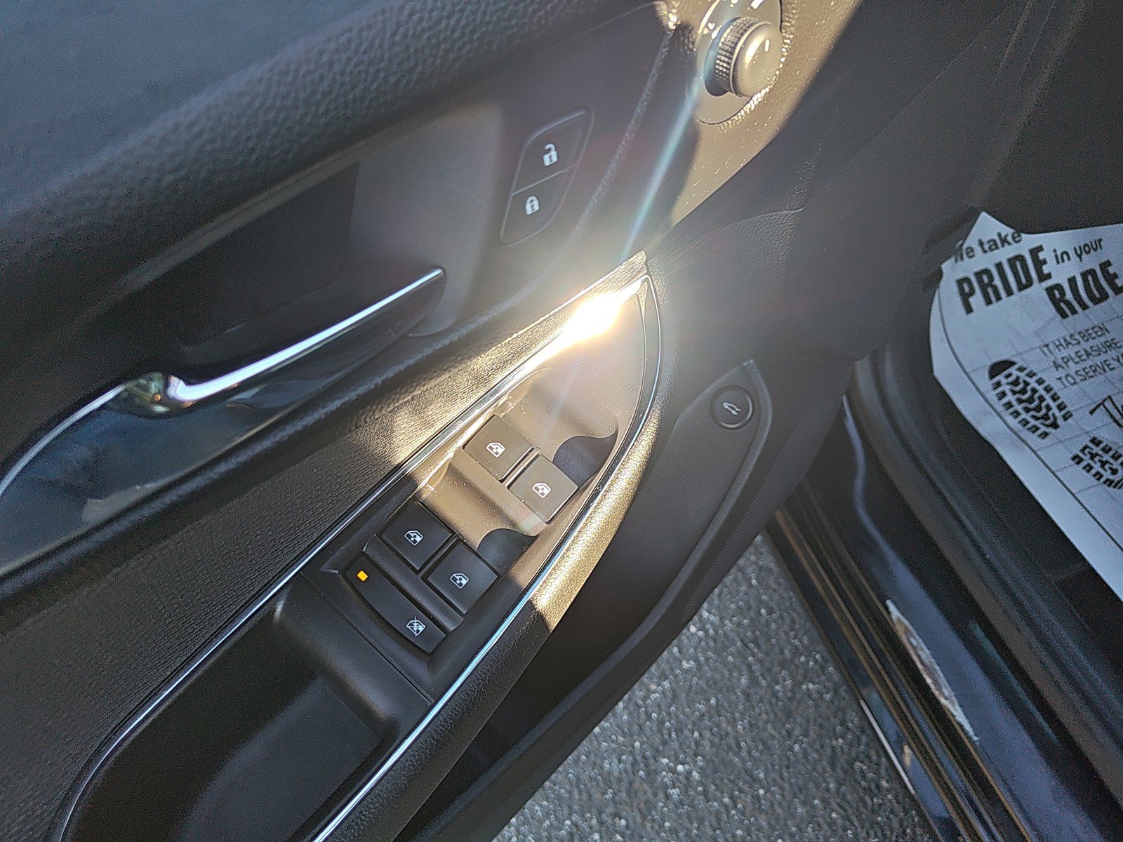 Used 2017 Chevrolet Cruze LS image 8