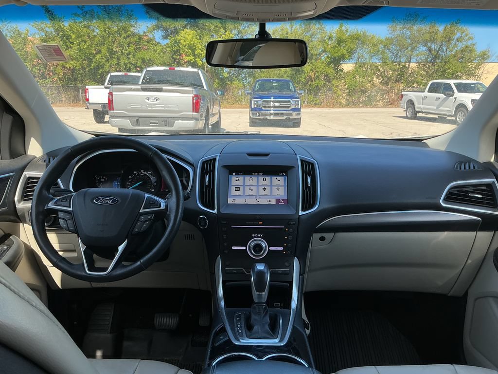 Used 2017 Ford Edge Titanium AWD/4WD image 20