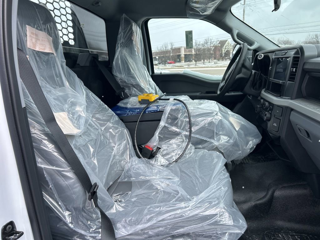 New 2026 Ford F550 4x4 Regular Cab Super Duty image 5