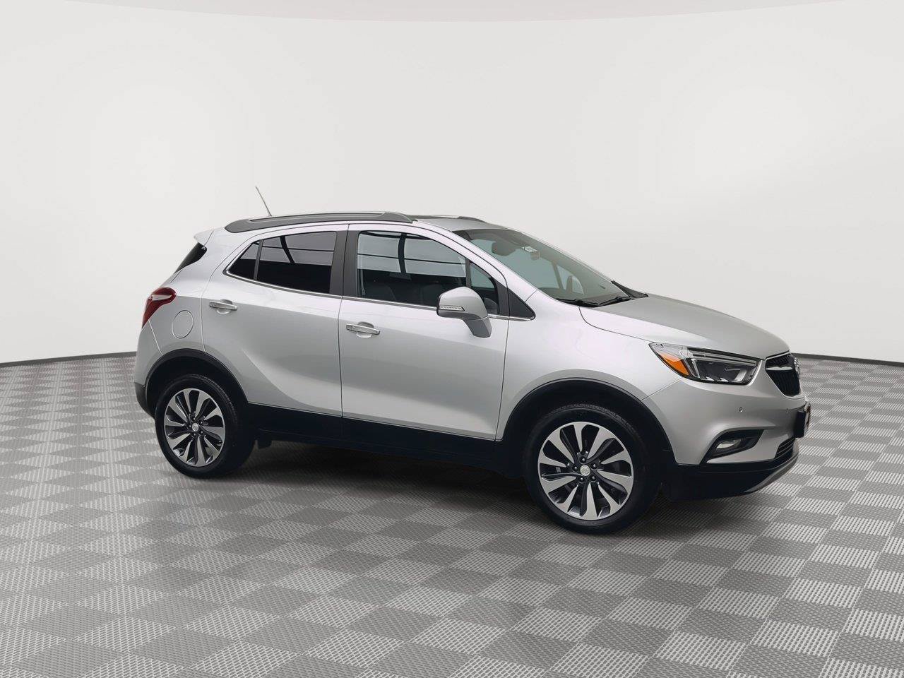 Used 2019 Buick Encore Essence w/ Safety Package II AWD/4WD image 39