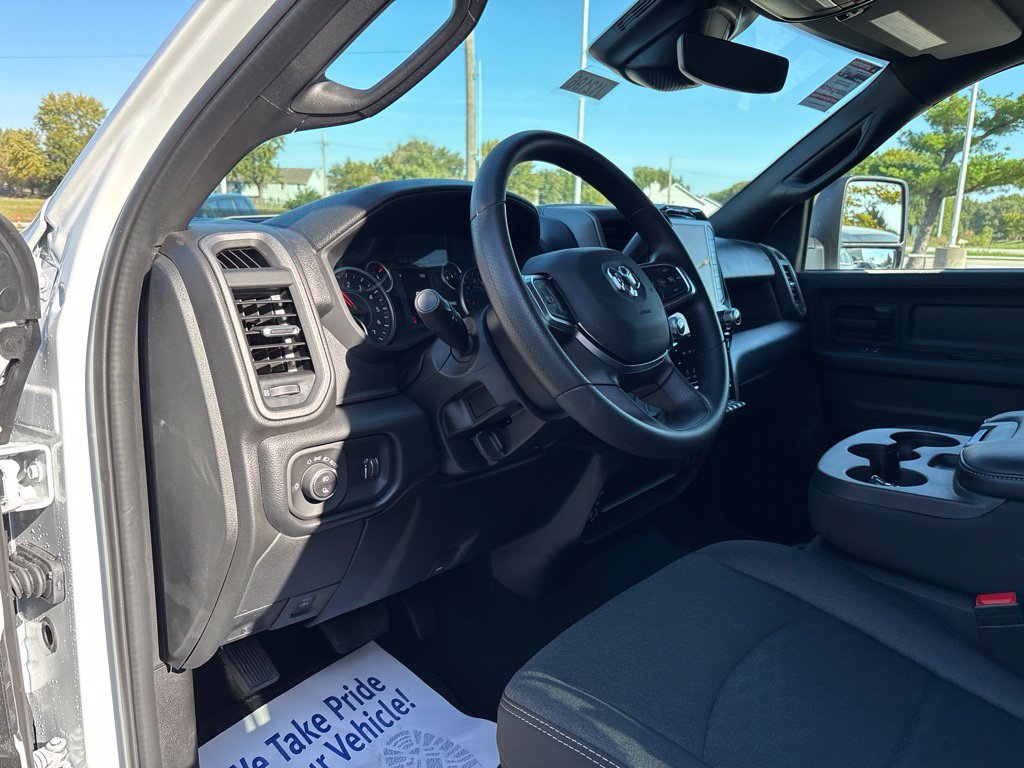 New 2027 RAM 3500 Tradesman AWD/4WD image 34
