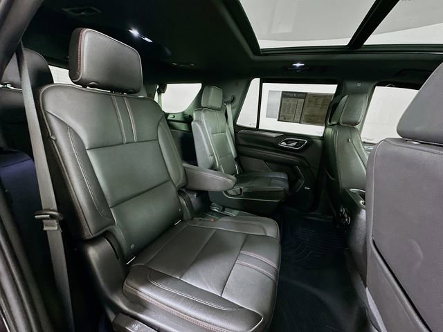 Used 2022 Chevrolet Tahoe RST w/ Luxury Package AWD/4WD image 31