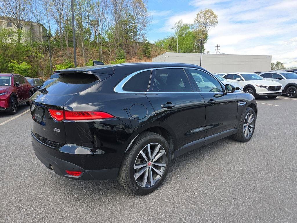 Used 2020 Jaguar F-PACE Prestige image 3