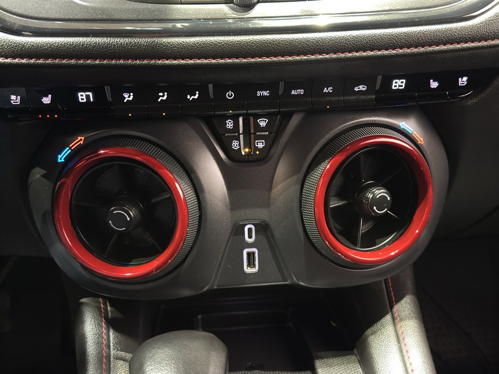 Used 2022 Chevrolet Blazer RS w/ Enhanced Convenience Package image 31