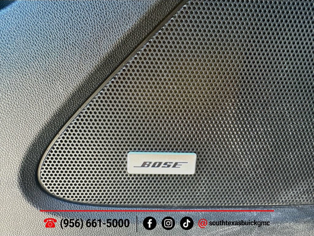 Used 2024 Chevrolet Equinox RS w/ RS Leather Package FWD image 11
