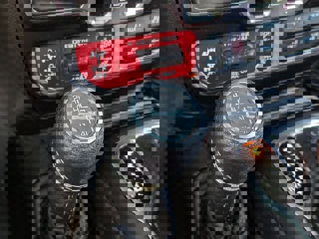 Used 2024 Jeep Gladiator Rubicon w/ Technology Group image 25