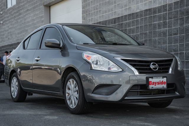 Used 2019 Nissan Versa SV FWD image 2
