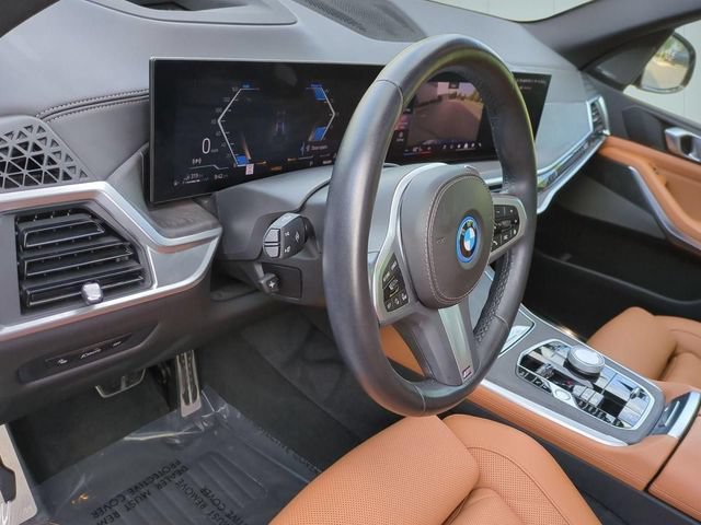 Used 2024 BMW X5 xDrive50e w/ Executive Package AWD/4WD image 11