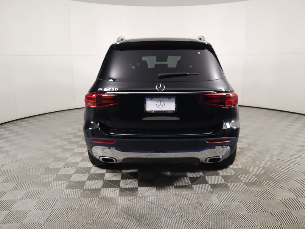 Certified 2025 Mercedes-Benz GLB 250 image 6