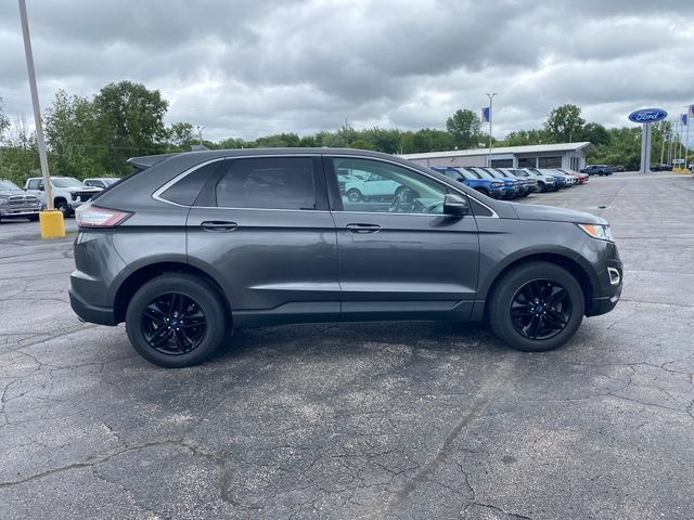 Used 2018 Ford Edge SEL w/ Safe & Smart Package AWD/4WD image 12