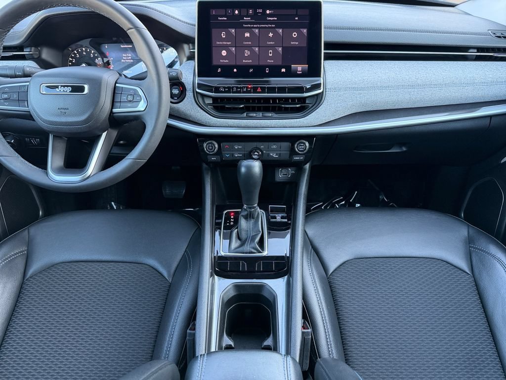 Used 2022 Jeep Compass Latitude FWD image 26
