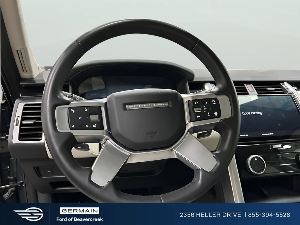 Used 2025 Land Rover Discovery S AWD/4WD image 11