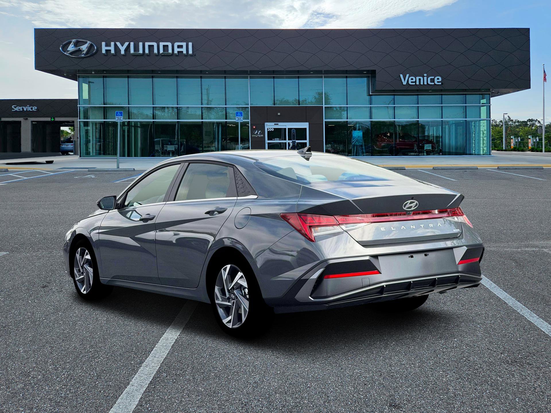New 2026 Hyundai Elantra Limited FWD image 5