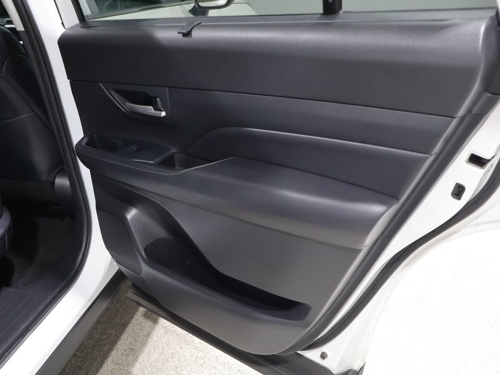 Used 2025 Toyota Grand Highlander AWD image 23