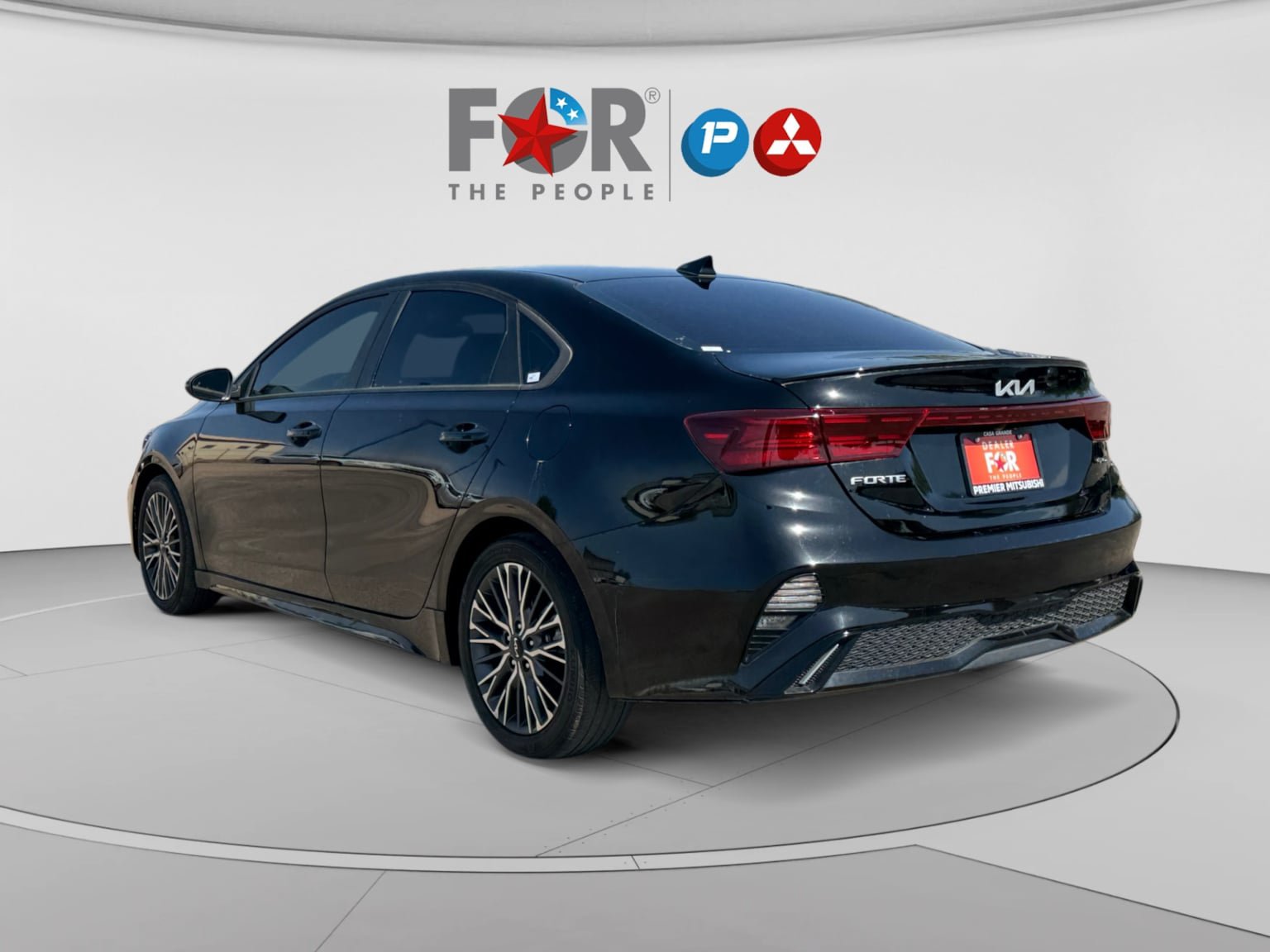 Used 2022 Kia Forte GT-Line w/ GT-Line Premium Package FWD image 3