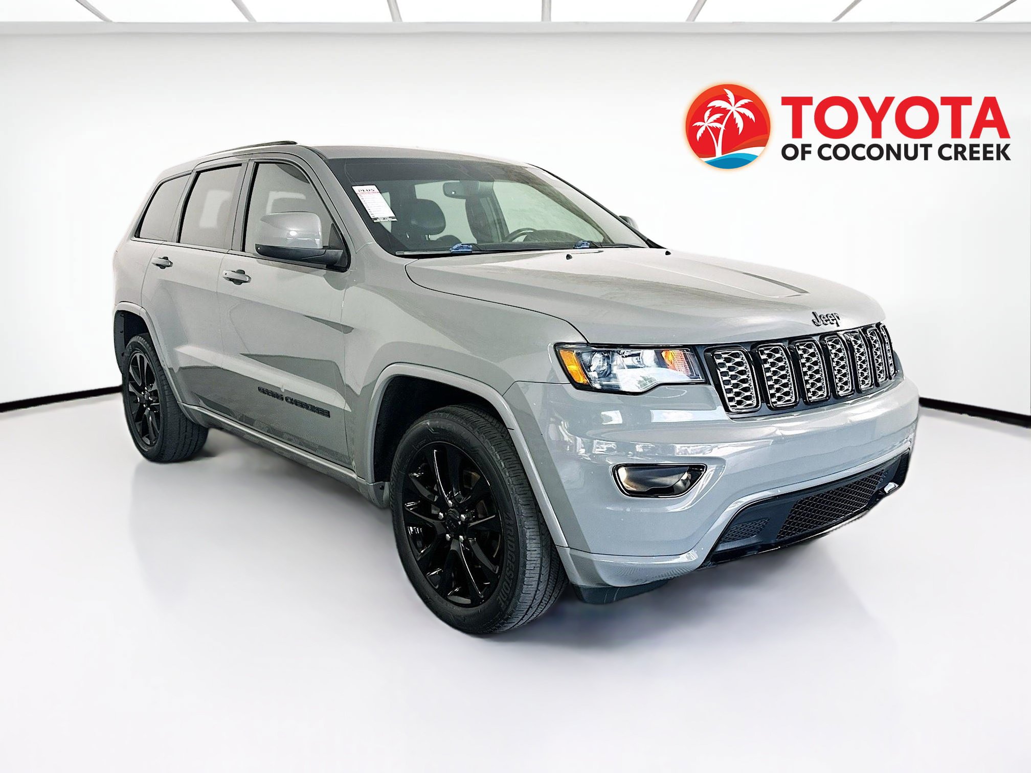 Used 2020 Jeep Grand Cherokee Altitude