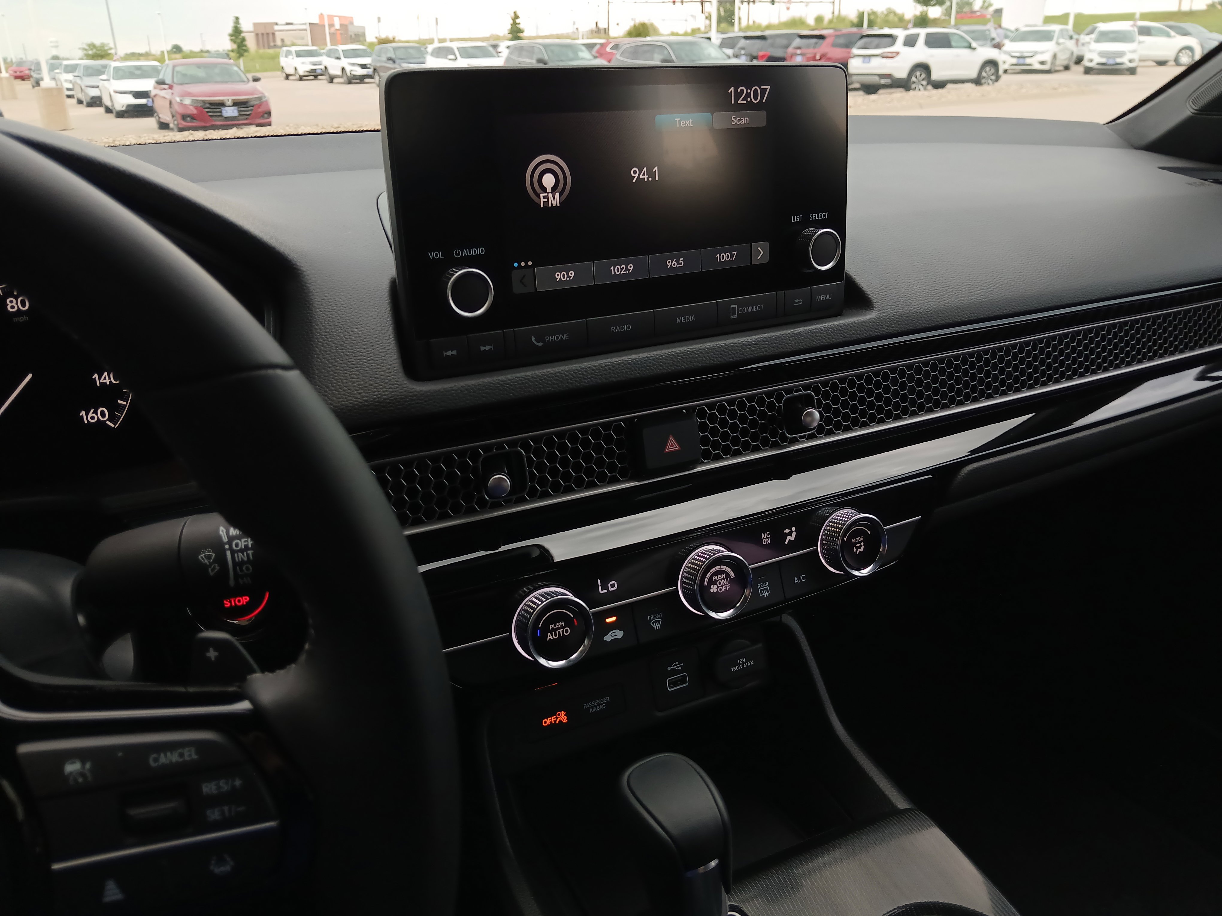 Used 2024 Honda Civic Sport image 11