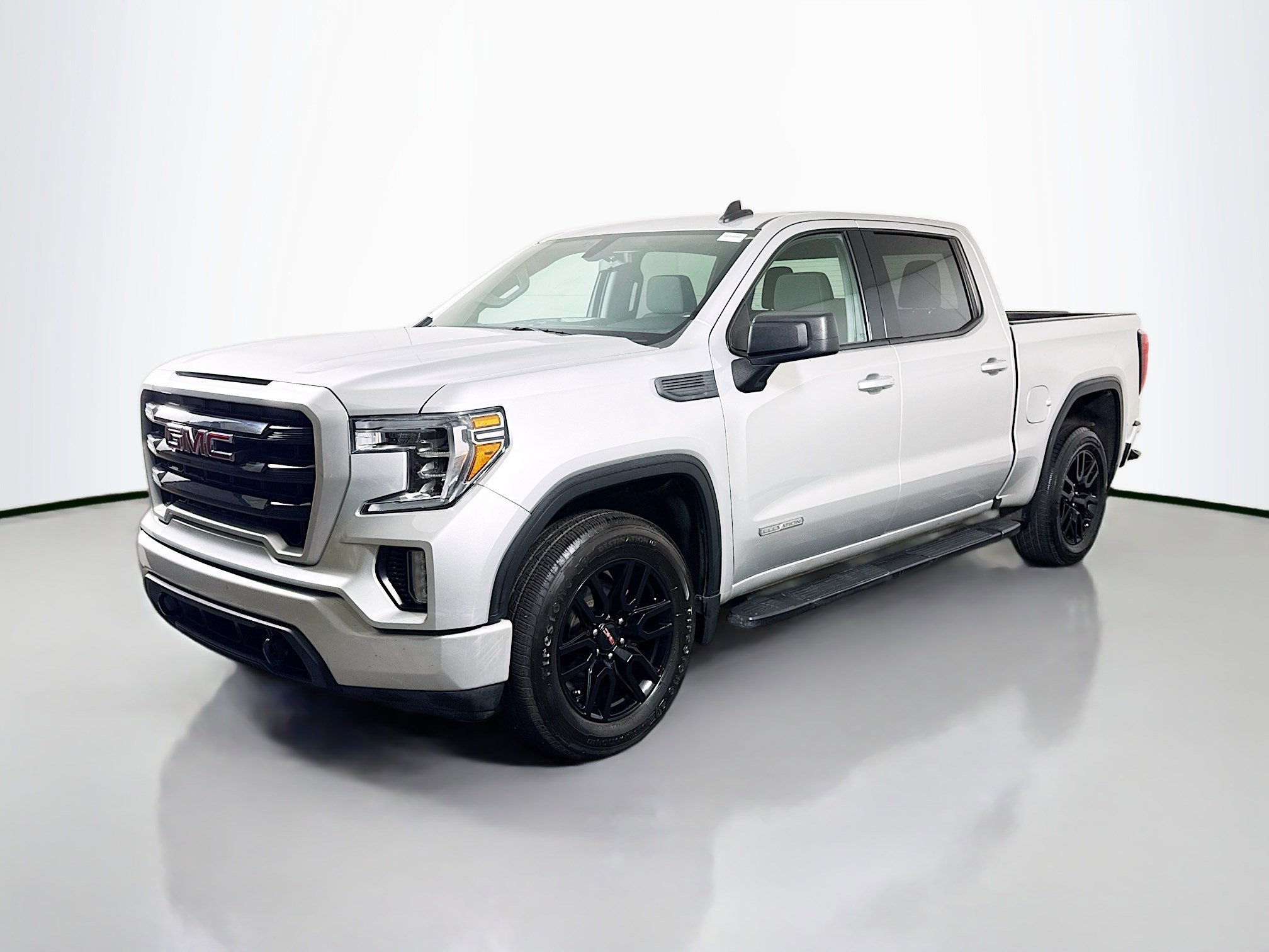 Used 2020 GMC Sierra 1500 Elevation w/ Elevation Value Package image 4