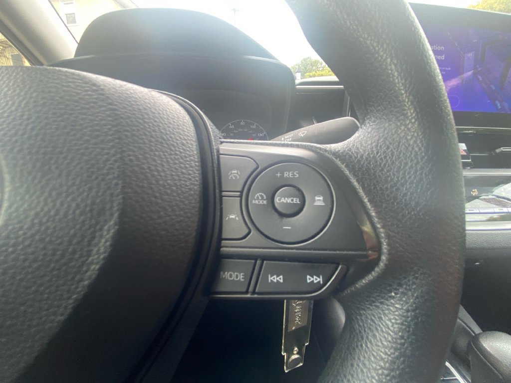 Used 2024 Toyota Corolla LE FWD image 19