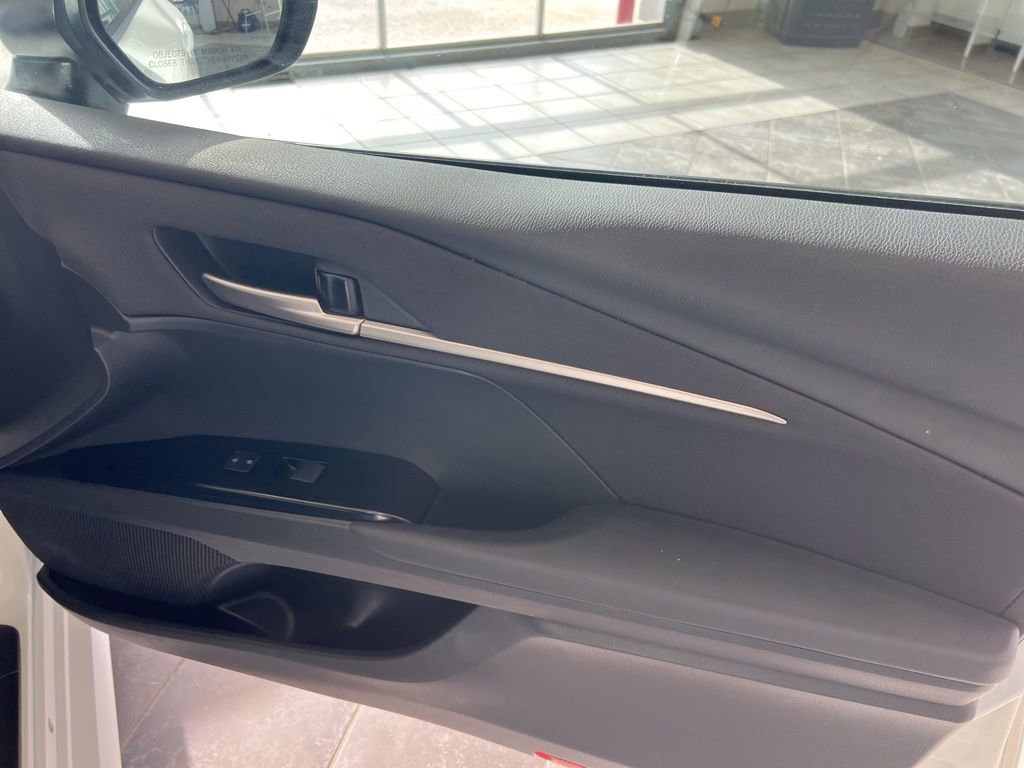 Used 2025 Toyota Camry LE image 22