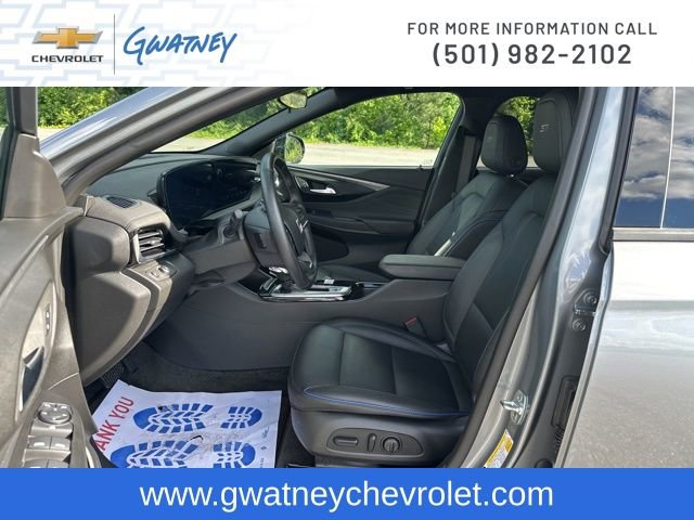 Used 2025 Buick Envista Sport Touring w/ Convenience I Package FWD image 21